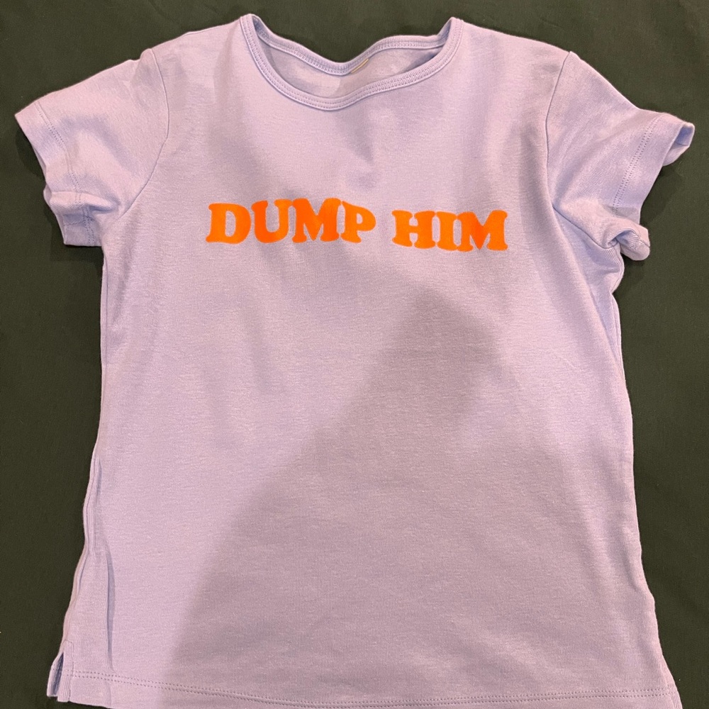 Cropped Dump Me graphic tee